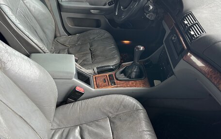 BMW 5 серия, 1998 год, 550 000 рублей, 6 фотография