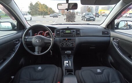 Toyota Corolla, 2006 год, 700 000 рублей, 11 фотография