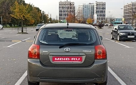 Toyota Corolla, 2006 год, 700 000 рублей, 10 фотография