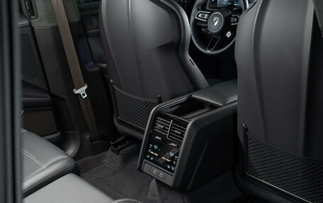 Porsche Cayenne, 2026 год, 34 950 000 рублей, 29 фотография