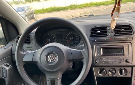Volkswagen Polo VI (EU Market), 2013 год, 647 000 рублей, 11 фотография