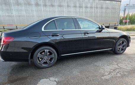 Mercedes-Benz E-Класс, 2017 год, 2 790 000 рублей, 3 фотография