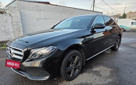 Mercedes-Benz E-Класс, 2017 год, 2 790 000 рублей, 4 фотография