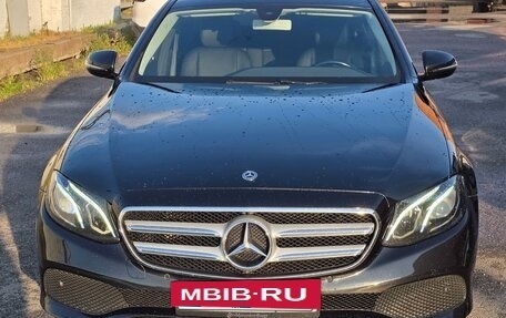 Mercedes-Benz E-Класс, 2017 год, 2 790 000 рублей, 26 фотография