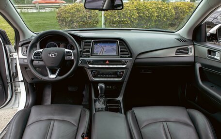 Hyundai Sonata VII, 2019 год, 1 515 000 рублей, 17 фотография