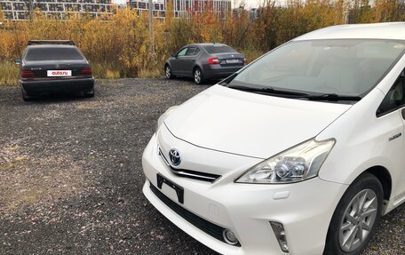 Toyota Prius Alpha I (ZVW40/41), 2012 год, 1 330 000 рублей, 13 фотография