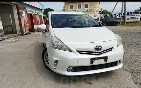 Toyota Prius Alpha I (ZVW40/41), 2012 год, 1 330 000 рублей, 22 фотография