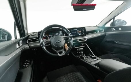 KIA K5, 2021 год, 2 050 000 рублей, 7 фотография