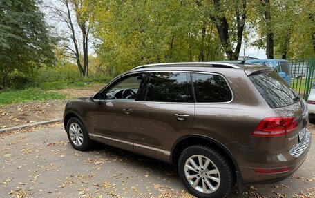 Volkswagen Touareg III, 2011 год, 1 690 000 рублей, 3 фотография