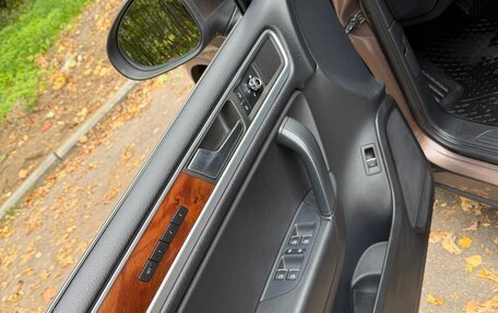 Volkswagen Touareg III, 2011 год, 1 690 000 рублей, 16 фотография