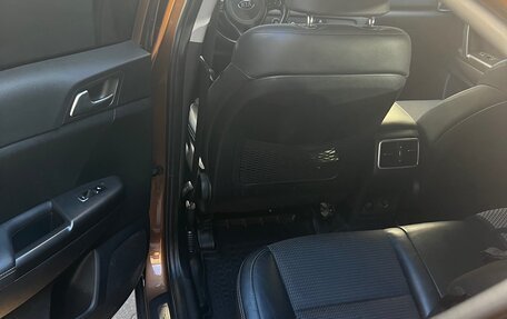 KIA Sportage IV рестайлинг, 2017 год, 1 750 000 рублей, 13 фотография