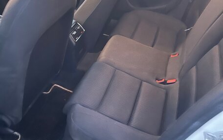 Audi A4, 2011 год, 850 000 рублей, 10 фотография
