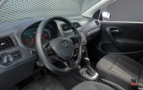 Volkswagen Polo VI (EU Market), 2015 год, 960 000 рублей, 10 фотография