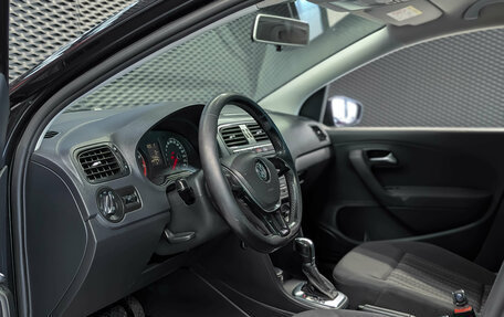 Volkswagen Polo VI (EU Market), 2015 год, 960 000 рублей, 9 фотография
