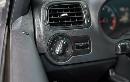 Volkswagen Polo VI (EU Market), 2015 год, 960 000 рублей, 17 фотография