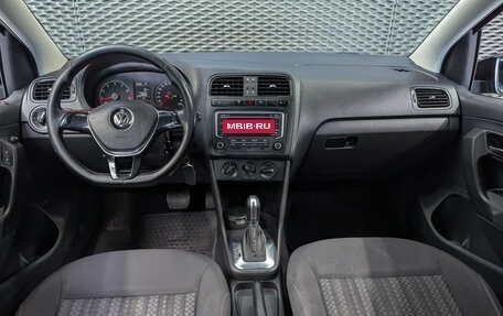 Volkswagen Polo VI (EU Market), 2015 год, 960 000 рублей, 12 фотография