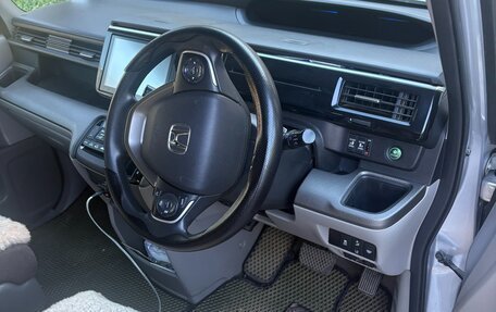 Honda Stepwgn IV, 2015 год, 1 600 000 рублей, 3 фотография
