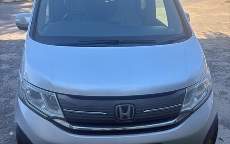 Honda Stepwgn IV, 2015 год, 1 600 000 рублей, 2 фотография