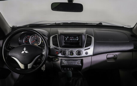 Mitsubishi L200 IV рестайлинг, 2011 год, 1 485 000 рублей, 12 фотография
