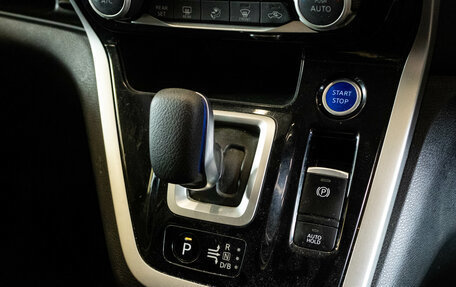 Nissan Serena IV, 2018 год, 1 470 000 рублей, 23 фотография