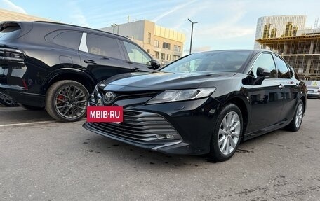 Toyota Camry, 2018 год, 2 130 000 рублей, 8 фотография