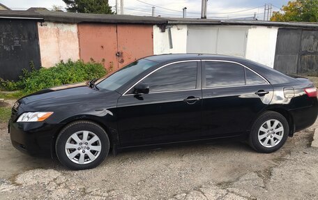 Toyota Camry, 2007 год, 900 000 рублей, 1 фотография