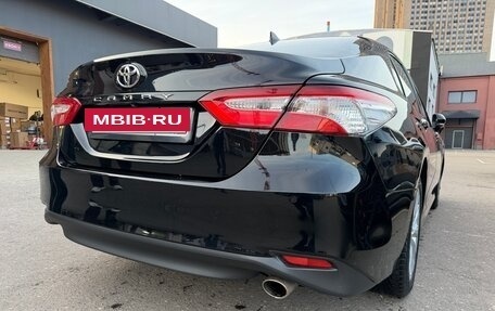 Toyota Camry, 2018 год, 2 130 000 рублей, 5 фотография