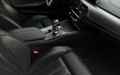 BMW M5, 2018 год, 7 400 000 рублей, 20 фотография