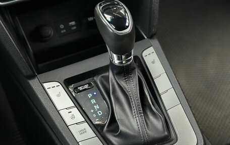 Hyundai Elantra VI рестайлинг, 2019 год, 1 686 000 рублей, 16 фотография