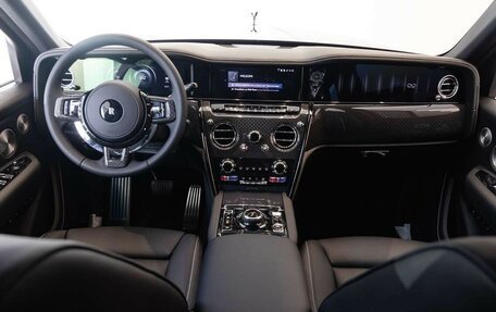 Rolls-Royce Cullinan, 2026 год, 74 780 000 рублей, 7 фотография