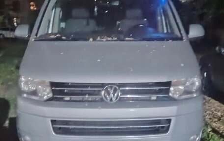 Volkswagen Multivan T5, 2010 год, 1 950 000 рублей, 1 фотография