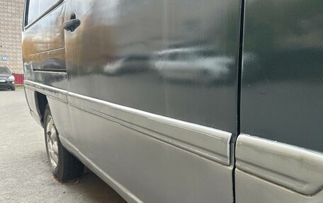 SsangYong Istana, 2000 год, 750 000 рублей, 16 фотография