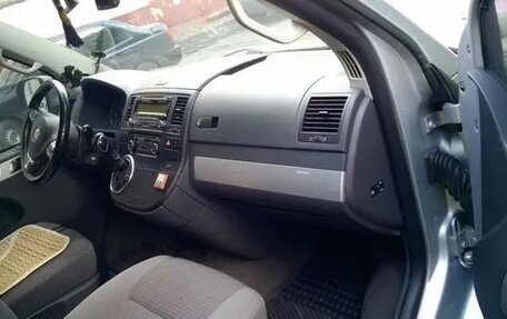 Volkswagen Multivan T5, 2010 год, 1 950 000 рублей, 9 фотография