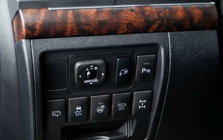 Toyota Land Cruiser 200, 2013 год, 3 111 444 рублей, 22 фотография