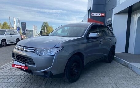 Mitsubishi Outlander III рестайлинг 3, 2012 год, 1 079 440 рублей, 3 фотография