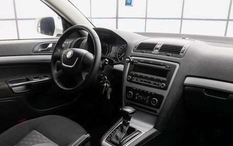 Skoda Octavia, 2013 год, 859 000 рублей, 10 фотография