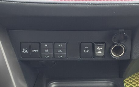 Toyota RAV4, 2016 год, 2 399 000 рублей, 16 фотография