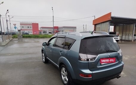 Mitsubishi Outlander III рестайлинг 3, 2007 год, 500 000 рублей, 3 фотография