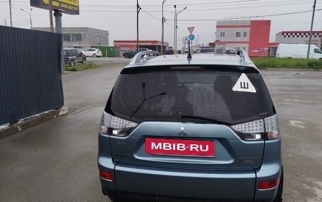Mitsubishi Outlander III рестайлинг 3, 2007 год, 500 000 рублей, 2 фотография