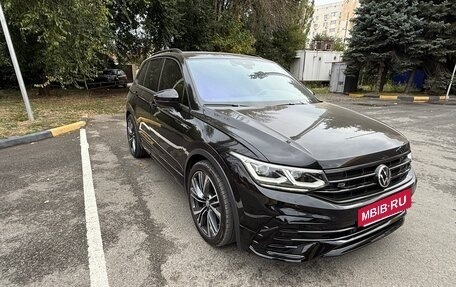 Volkswagen Tiguan II, 2021 год, 6 000 000 рублей, 3 фотография