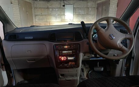 Nissan Liberty, 2001 год, 300 000 рублей, 9 фотография