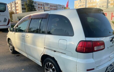 Nissan Liberty, 2001 год, 300 000 рублей, 7 фотография