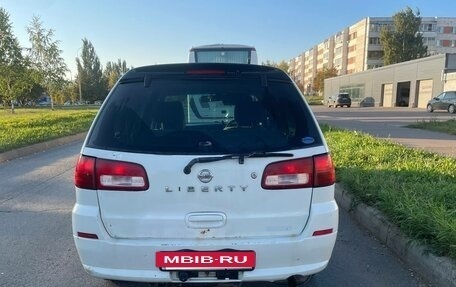 Nissan Liberty, 2001 год, 300 000 рублей, 4 фотография
