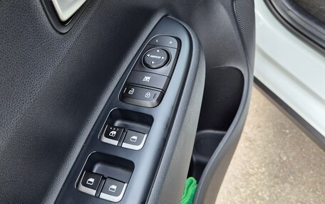 KIA Rio IV, 2020 год, 1 500 000 рублей, 10 фотография