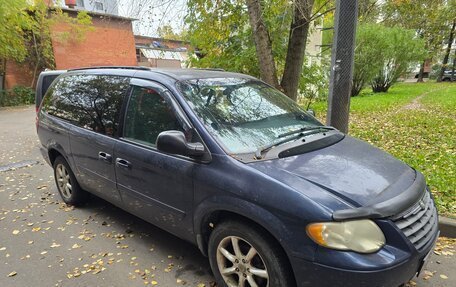 Chrysler Town & Country IV, 2004 год, 300 000 рублей, 7 фотография
