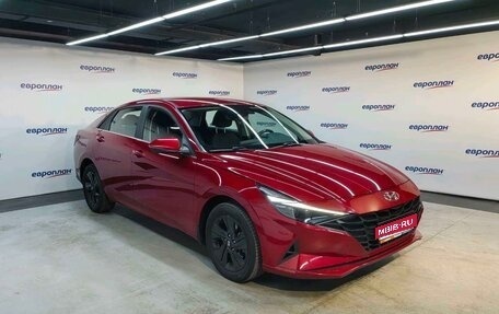 Hyundai Elantra, 2021 год, 1 994 000 рублей, 1 фотография