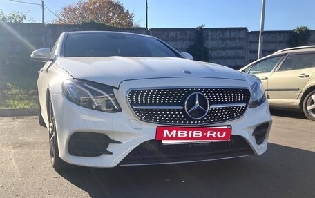 Mercedes-Benz E-Класс, 2017 год, 3 200 000 рублей, 2 фотография