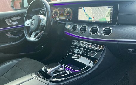 Mercedes-Benz E-Класс, 2017 год, 3 200 000 рублей, 14 фотография