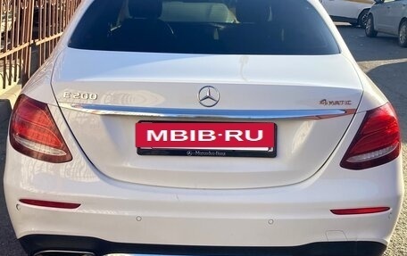 Mercedes-Benz E-Класс, 2017 год, 3 200 000 рублей, 9 фотография