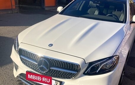 Mercedes-Benz E-Класс, 2017 год, 3 200 000 рублей, 4 фотография